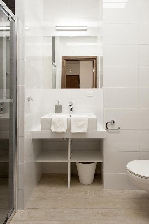 Domotel Mokotow Варшава Екстериор снимка